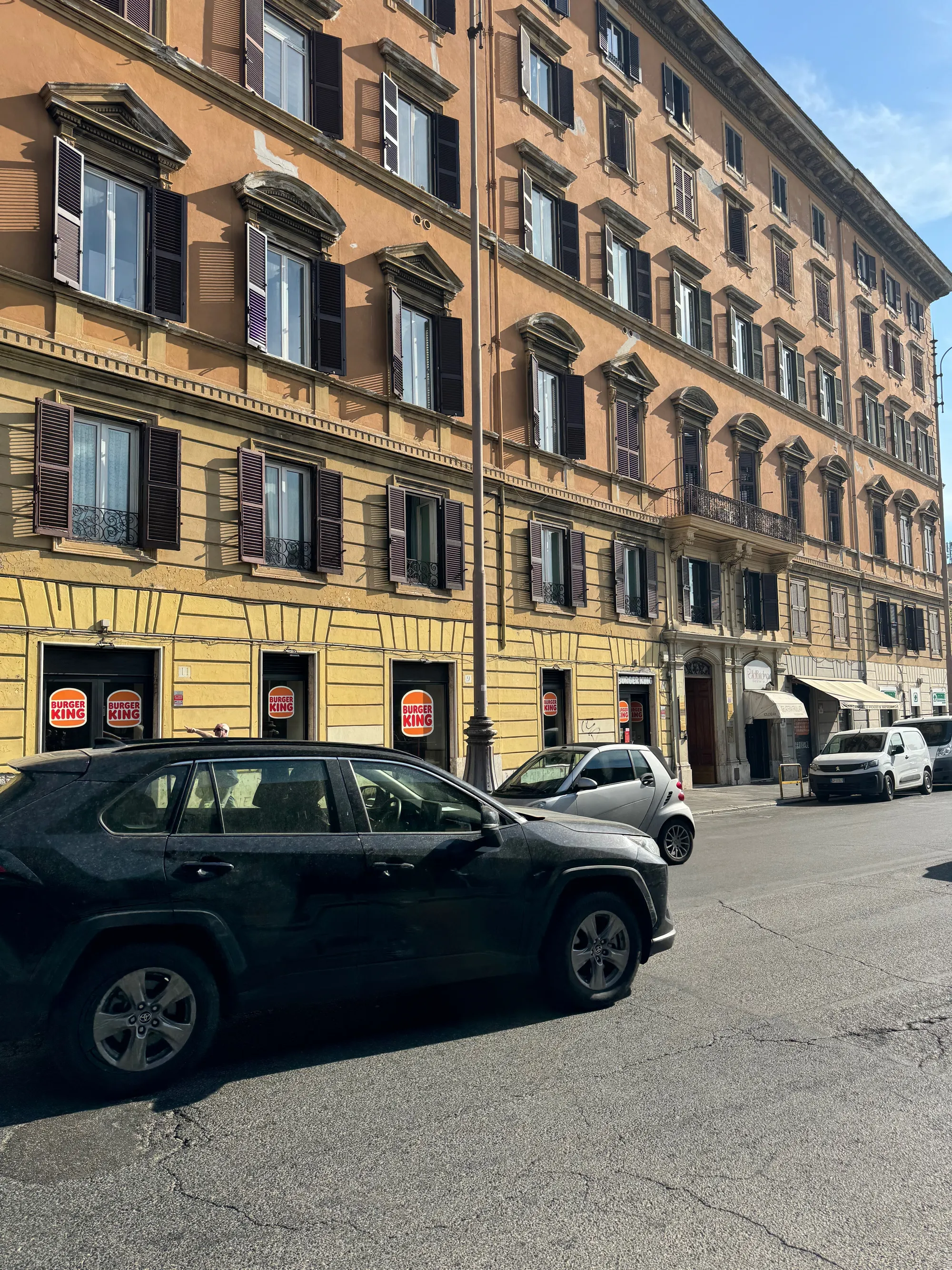 Facades of the Neighborhood