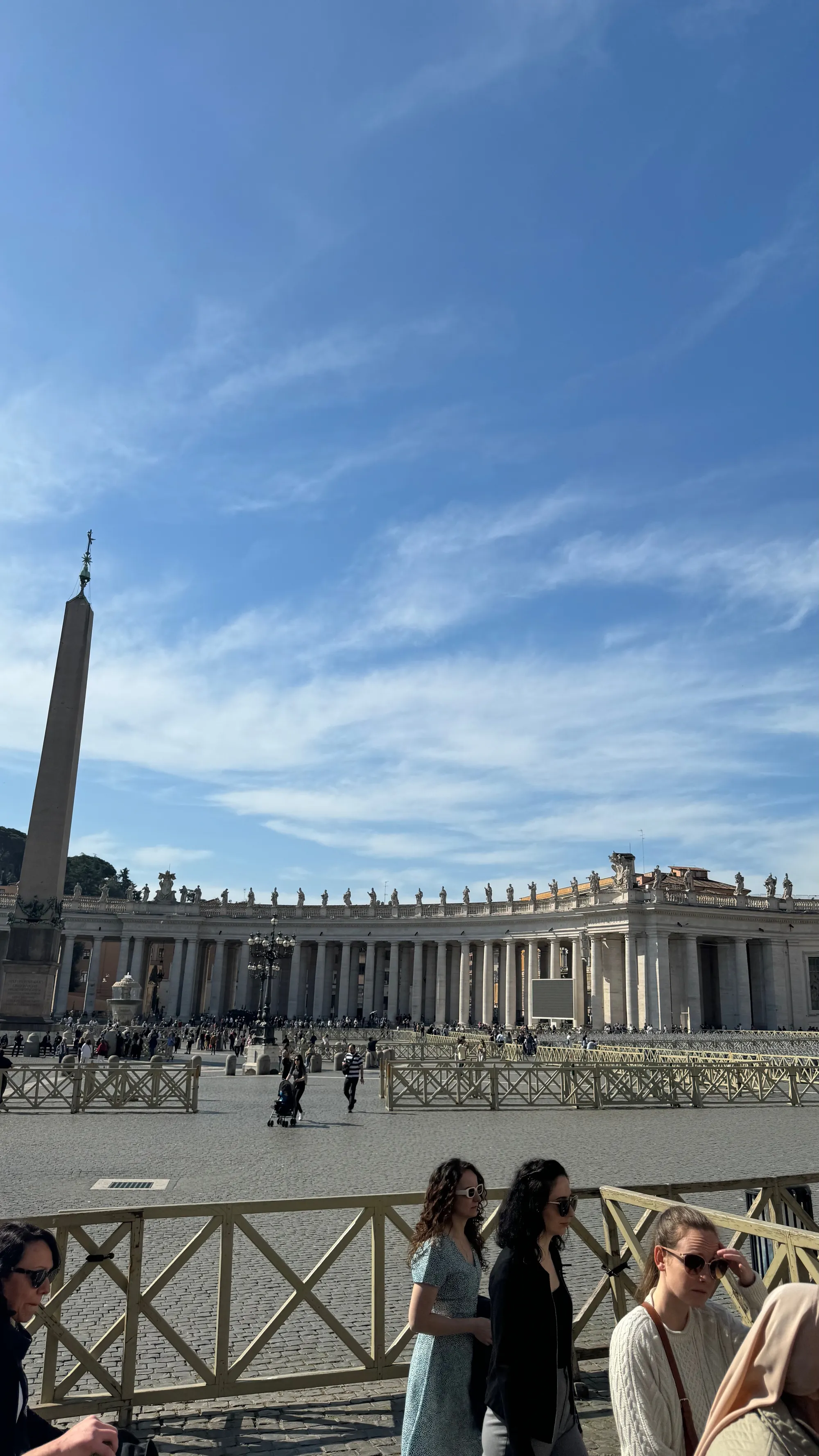 The Curve of the Colonnade